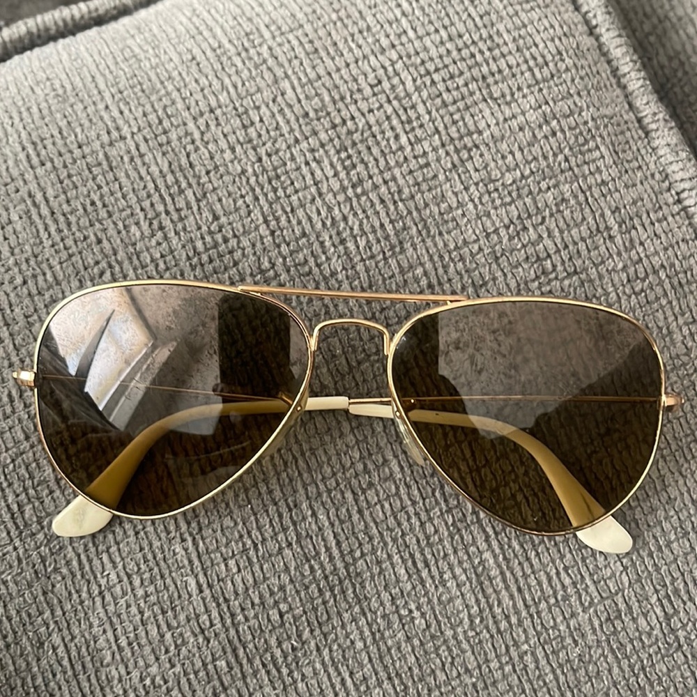 Gold Ray Ban aviator sunglasses